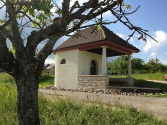 Kapelle auf dem Feld